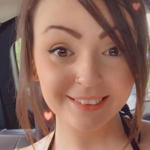 Meet your Posher, Alexiss